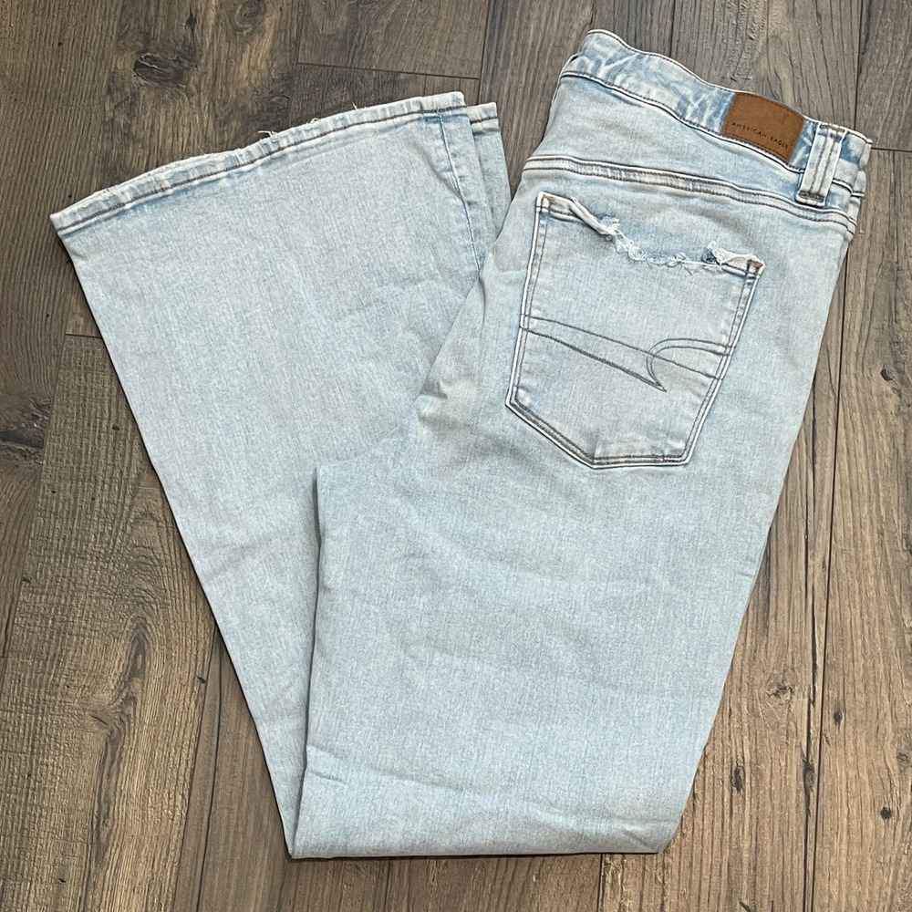 American Eagle High Rise Flare Jeans Light Wash Button Fly Size 16 Regular